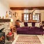 別荘 14 Row Holker