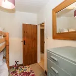 Дом отдыха 14 Row